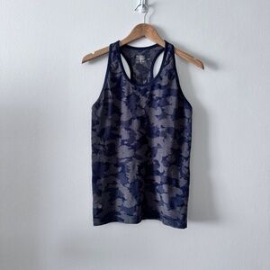 Athleta Women’s Momentum Seamless Camo Tank Top M